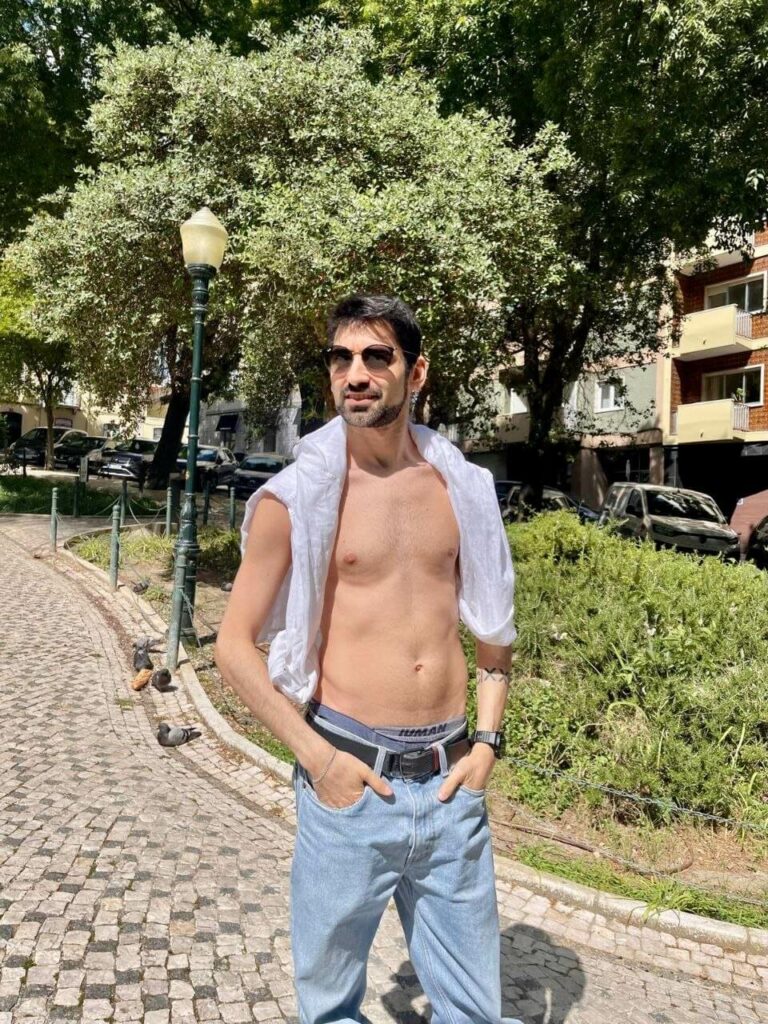 Alex